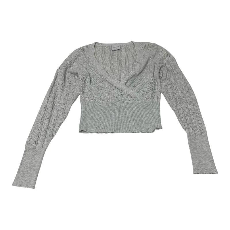 Top Long Sleeve By Pink Rose In Grey, Size: S